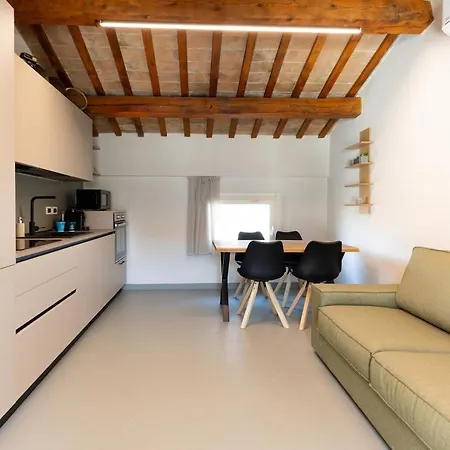 Διαμέρισμα Corso Diaz Penthouse Vintage Charm In The Center Of