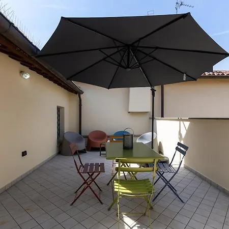 Διαμέρισμα Corso Diaz Penthouse Vintage Charm In The Center Of Φορλί