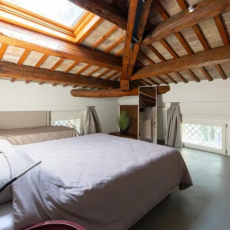 Corso Diaz Penthouse Vintage Charm In The Center Of * Φορλί