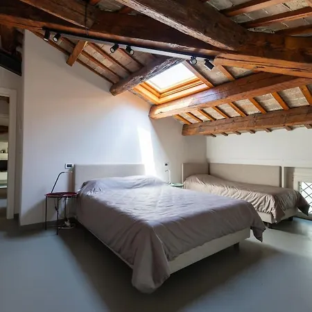 Corso Diaz Penthouse Vintage Charm In The Center Of * Φορλί