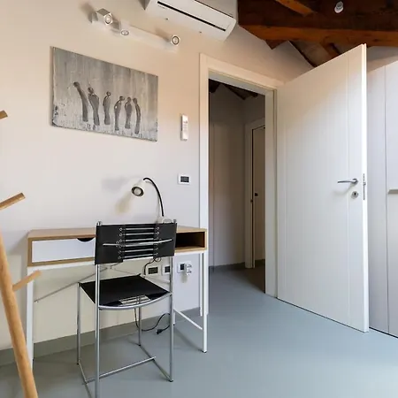 Corso Diaz Penthouse Vintage Charm In The Center Of * Φορλί